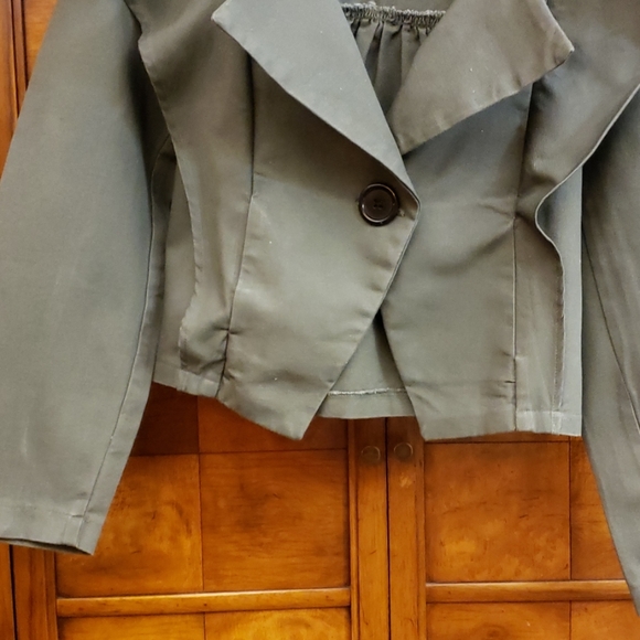 STYLEMINT GREEN RUFFLE SLEEVE JACKET SZ XS - Picture 4 of 8